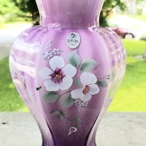 Fenton Vase